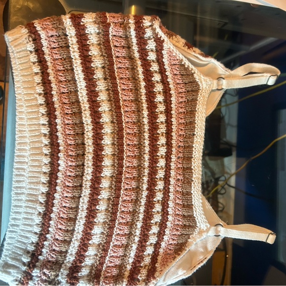 Hollister Crochet Tank - Picture 7 of 8